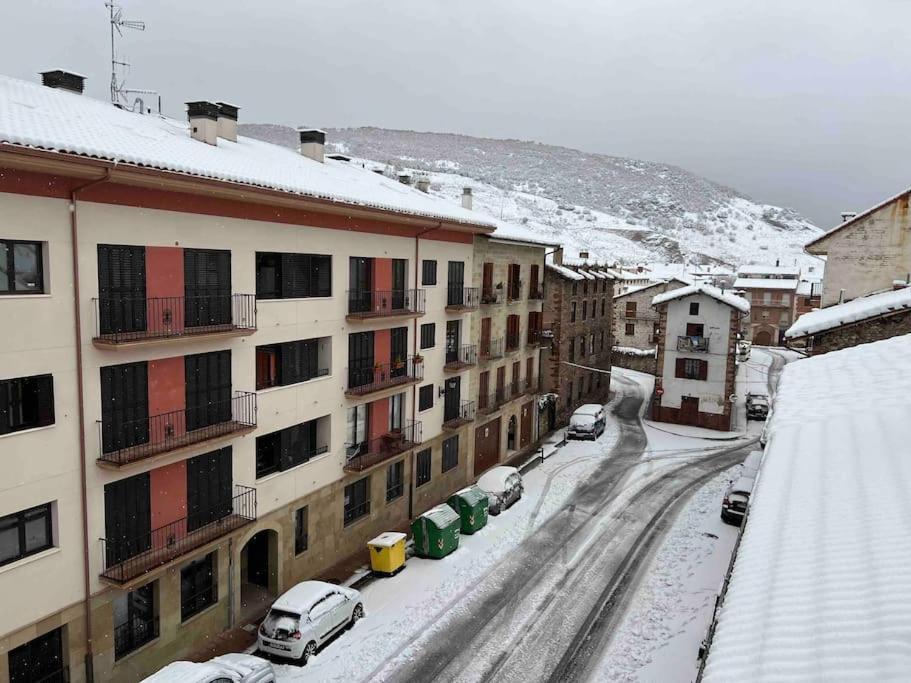 Apartamento Recien Reformado En 에스카레이 외부 사진