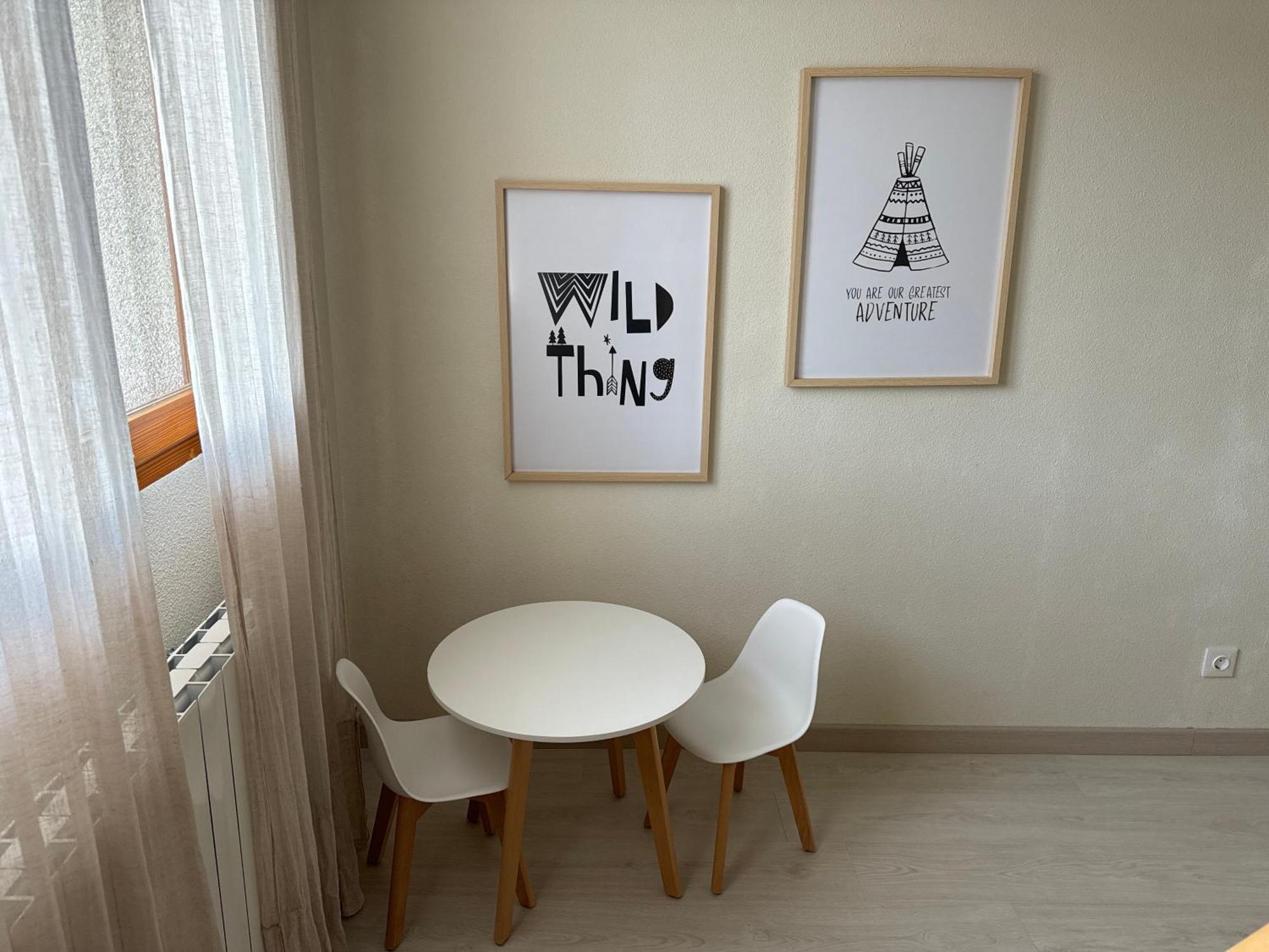 Apartamento Recien Reformado En 에스카레이 외부 사진